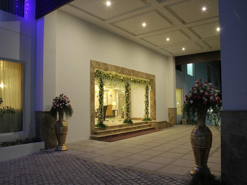 Quality Inn Viha Kumbakonam Exterior foto